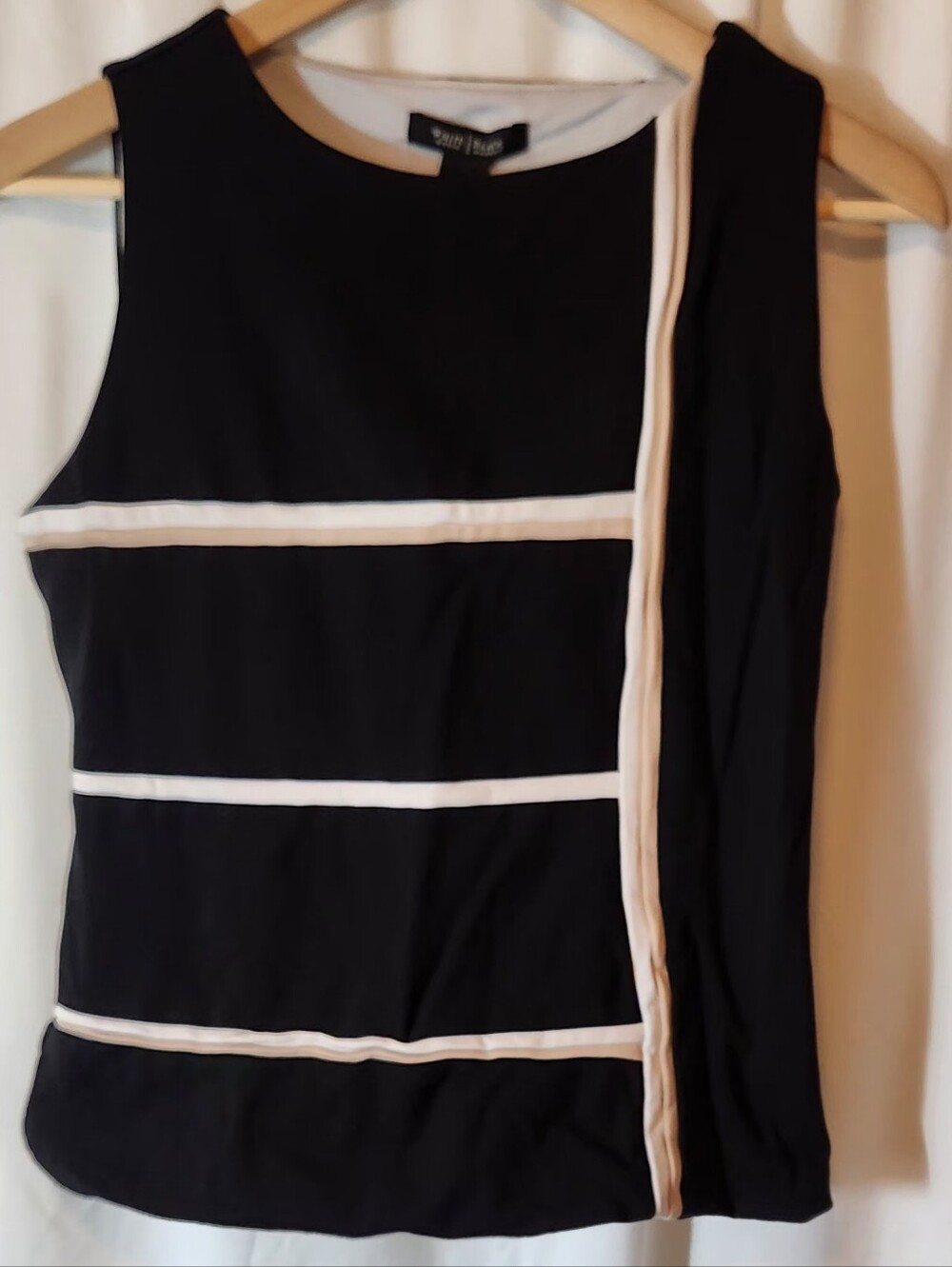 White House Black Market Black And Beige Sleeveless Blouse Size 8